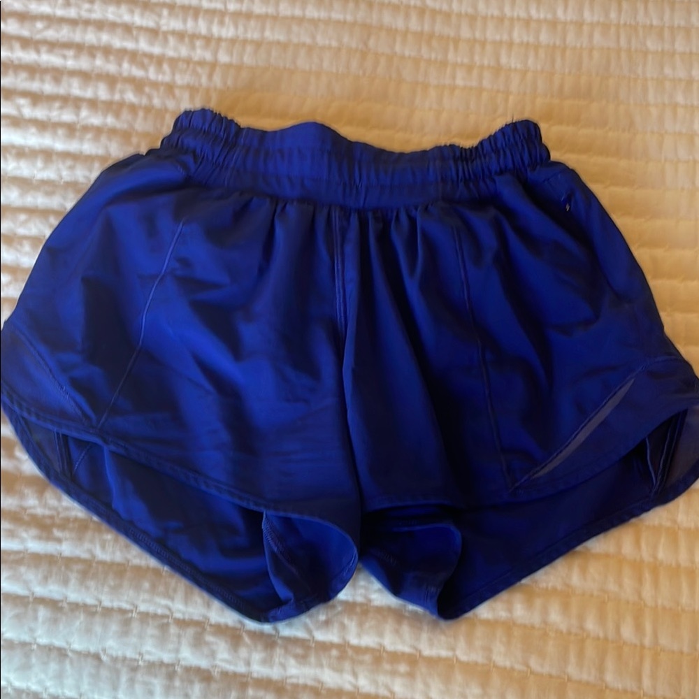 Lululemon royal blue hotty hot shorts 2.5” size 2